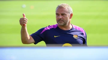 برشلونة يسرّع قراره بشأن مستقبل فليك بعد تراجع النتائج